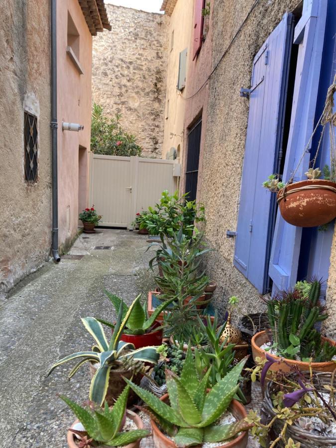 Maison De Village Avec Vue Éguilles Exterior foto